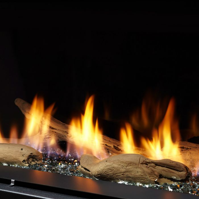 Majestic Energy Efficient 36 Inch Echelon II Direct Vent Gas Fireplace With Intellifire