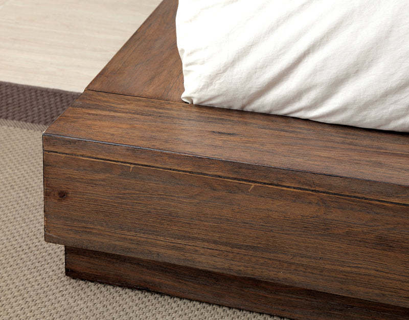 Kassan Rustic Wood Platform Bed in Queen