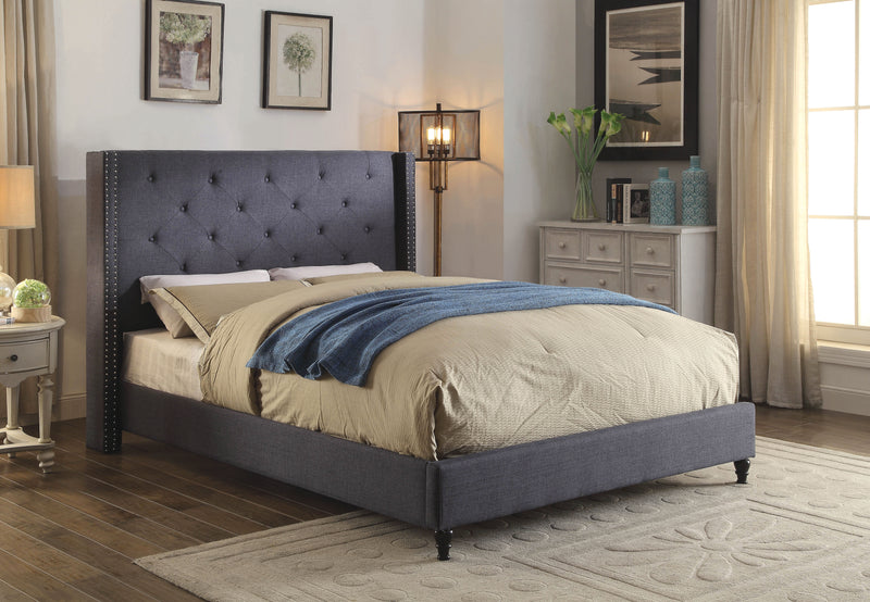 Minkoff Contemporary Fabric Platform Bed in Queen