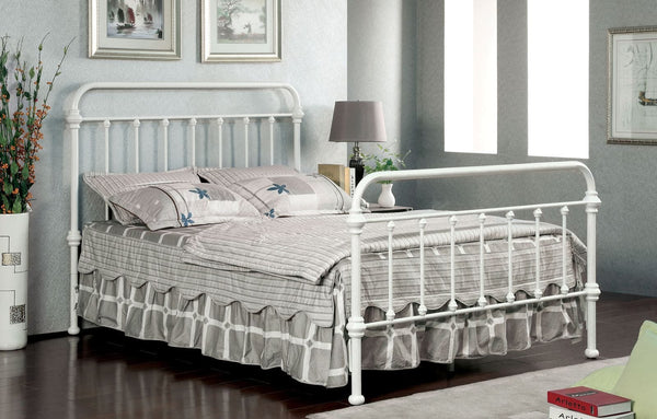 Verdi Contemporary Metal California King Panel Bed in Vintage White